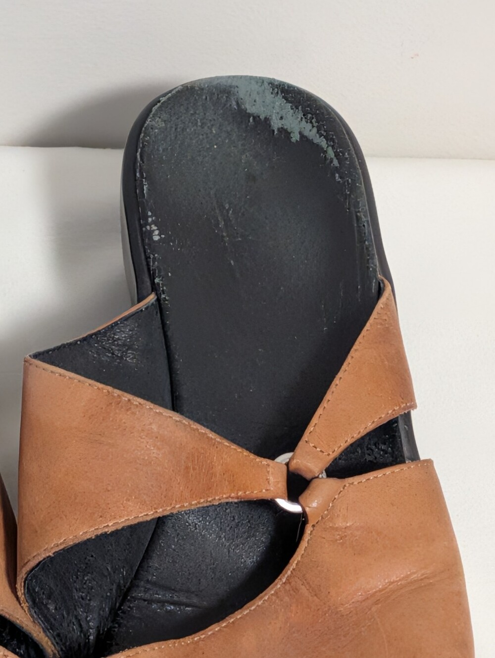 Clarks Brown Leather  Slide Sandals. Vintage. Square Toe . Fair Condition. 8.5. - Picture 5 of 9